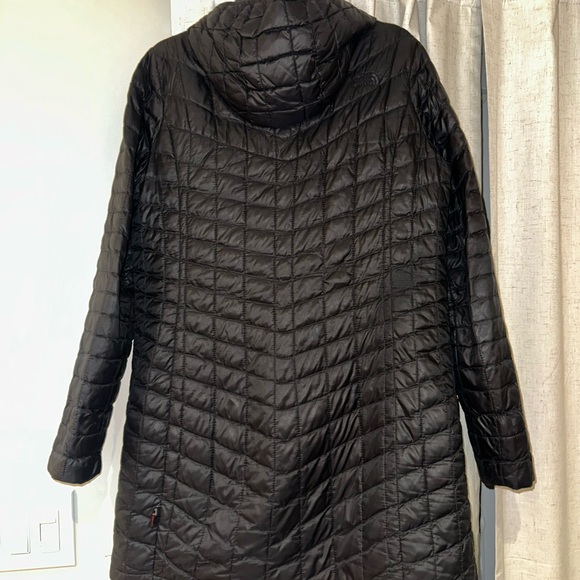 The North Face ThermoBall Insulated Hooded Parka - Picture 9 of 15